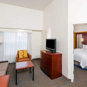 One-Bedroom King Suite